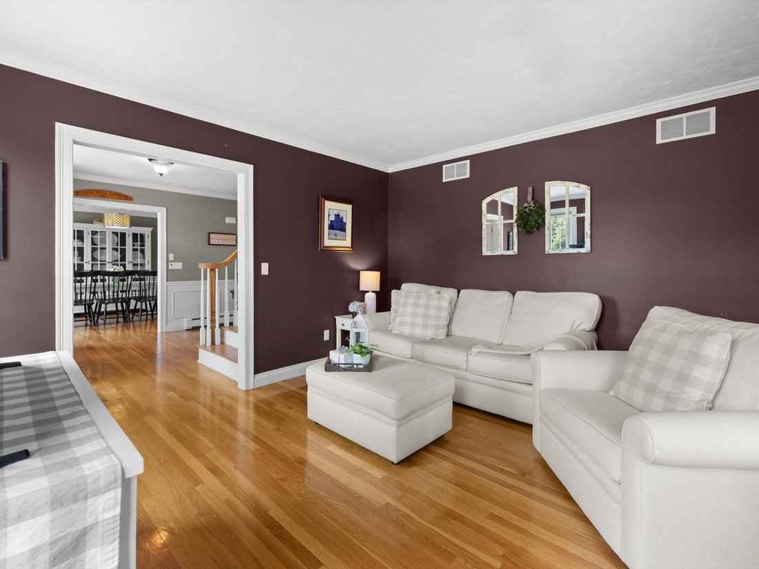 House in Westborough, Massachusetts, United States 5 - 18374825