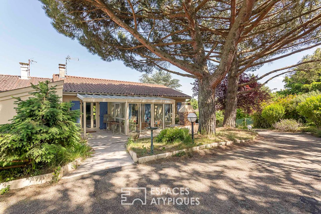 Villa in Dardilly, Auvergne-Rhône-Alpes, France 1 - 18369359