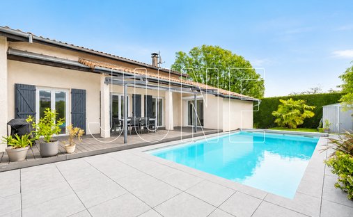 Casa a Valencin, Auvergne-Rodano-Alpi, Francia 1