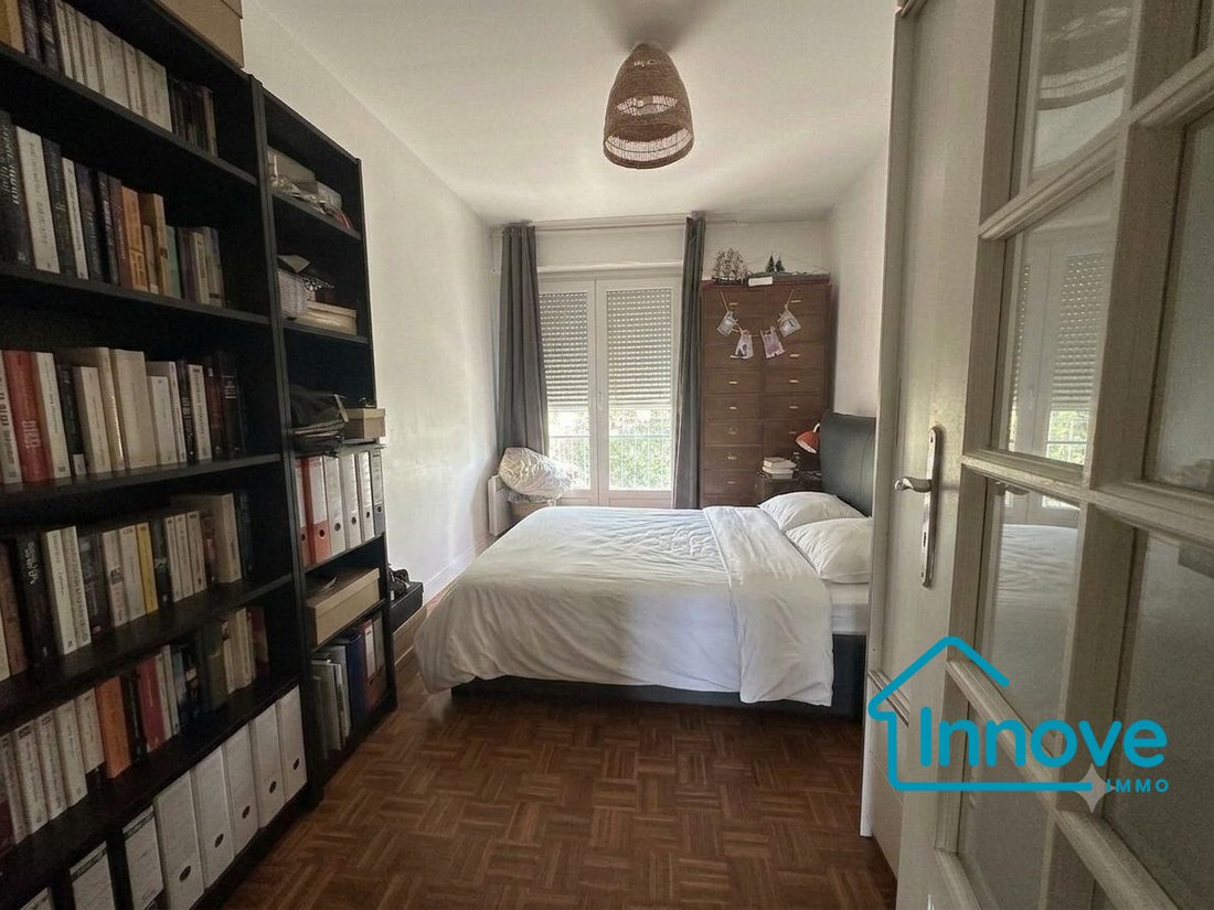 Apartment in Domaine National du Château, Versailles, France 5 - 18385058