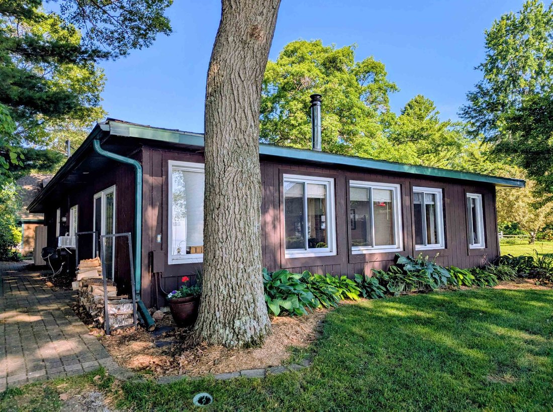 House in Tawas City, Michigan, United States 2 - 18379030
