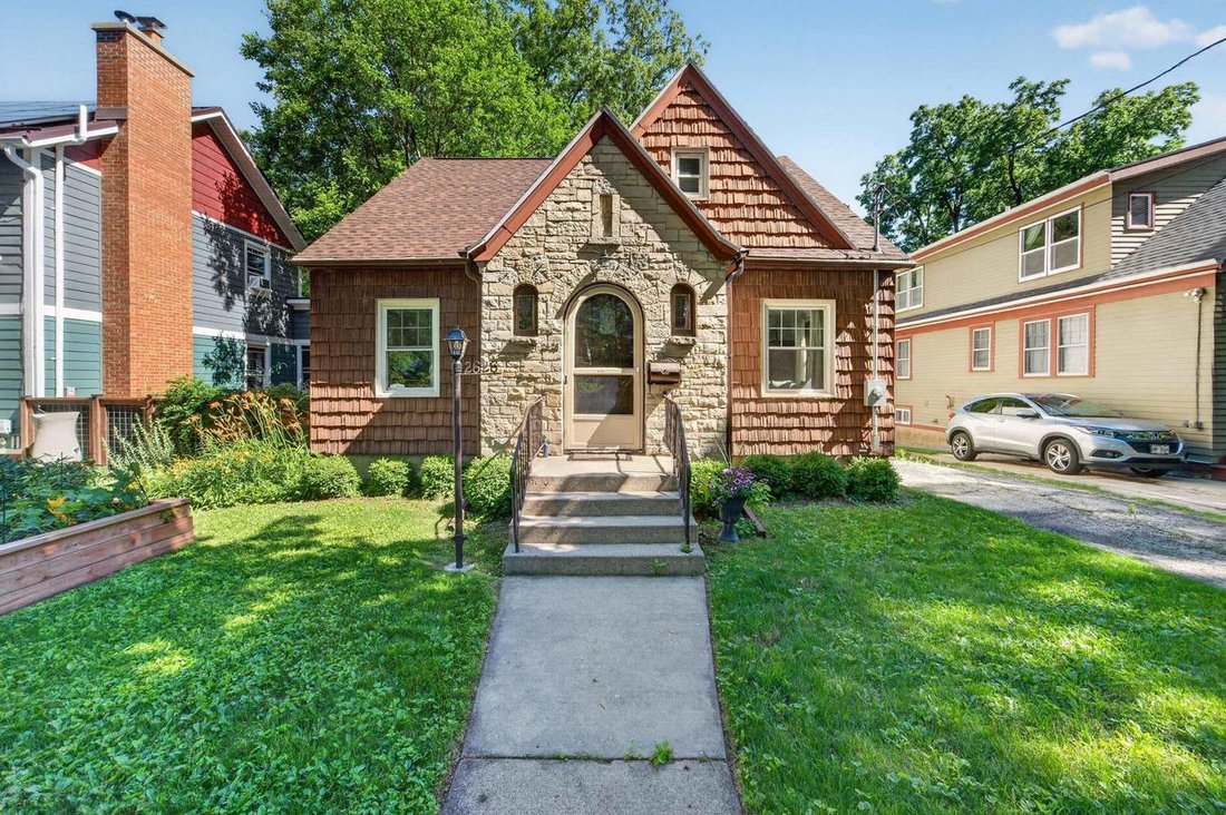 House in Madison, Wisconsin, United States 1 - 18372660