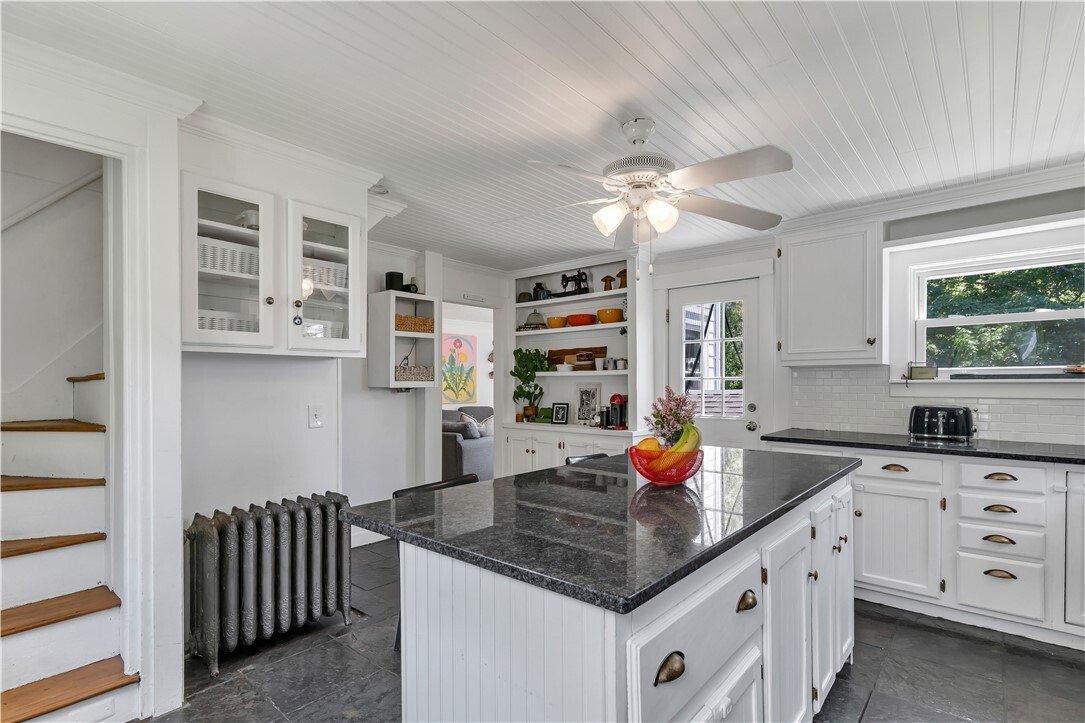 House in Portsmouth, Rhode Island, United States 4 - 18372690