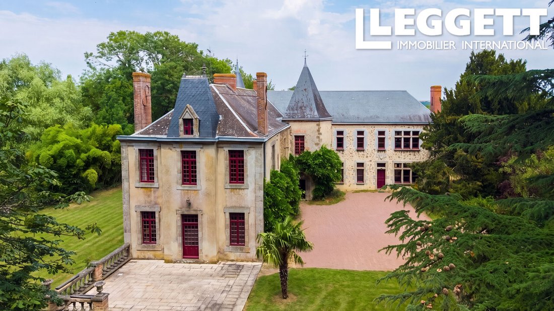 Château à Geay, Nouvelle-Aquitaine, France 1 - 17064645