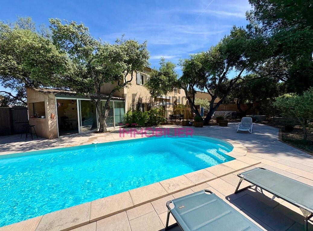 House in Saint-Didier, Provence-Alpes-Côte d'Azur, France 1 - 18385857