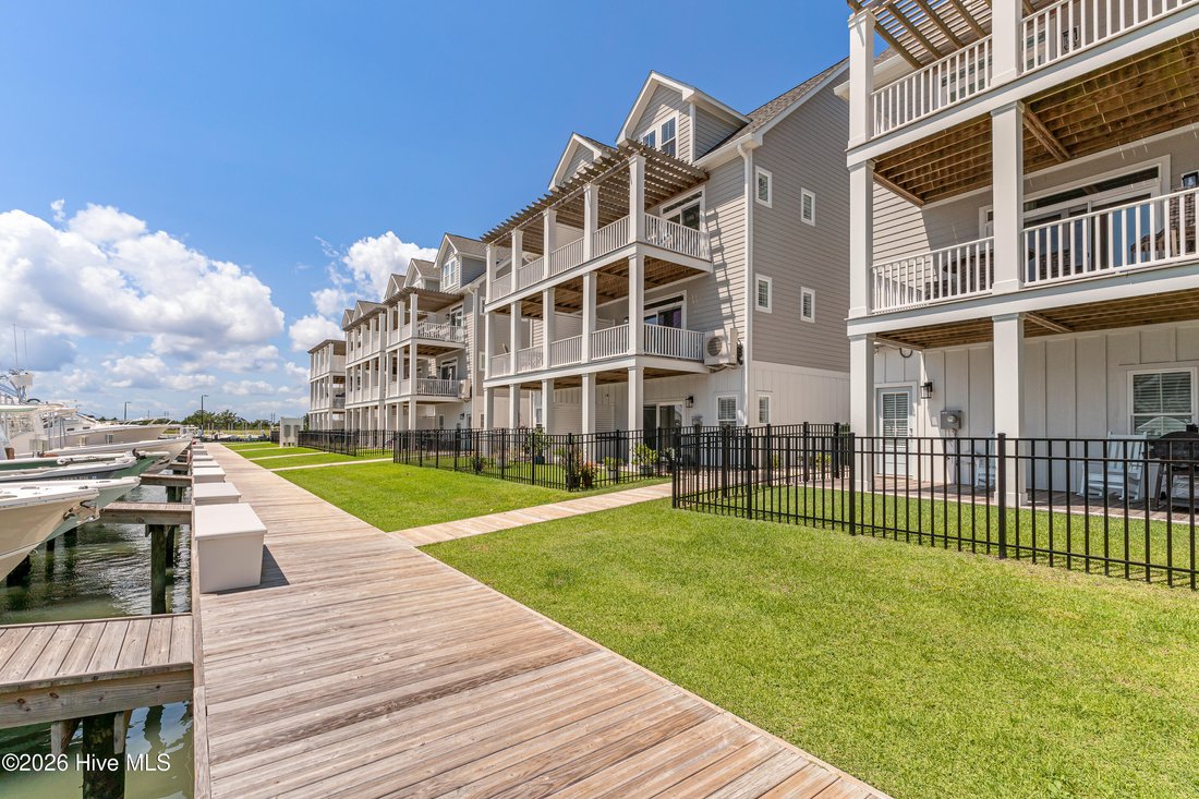 Townhouse in Brandywine Bay, North Carolina, United States 2 - 18379498