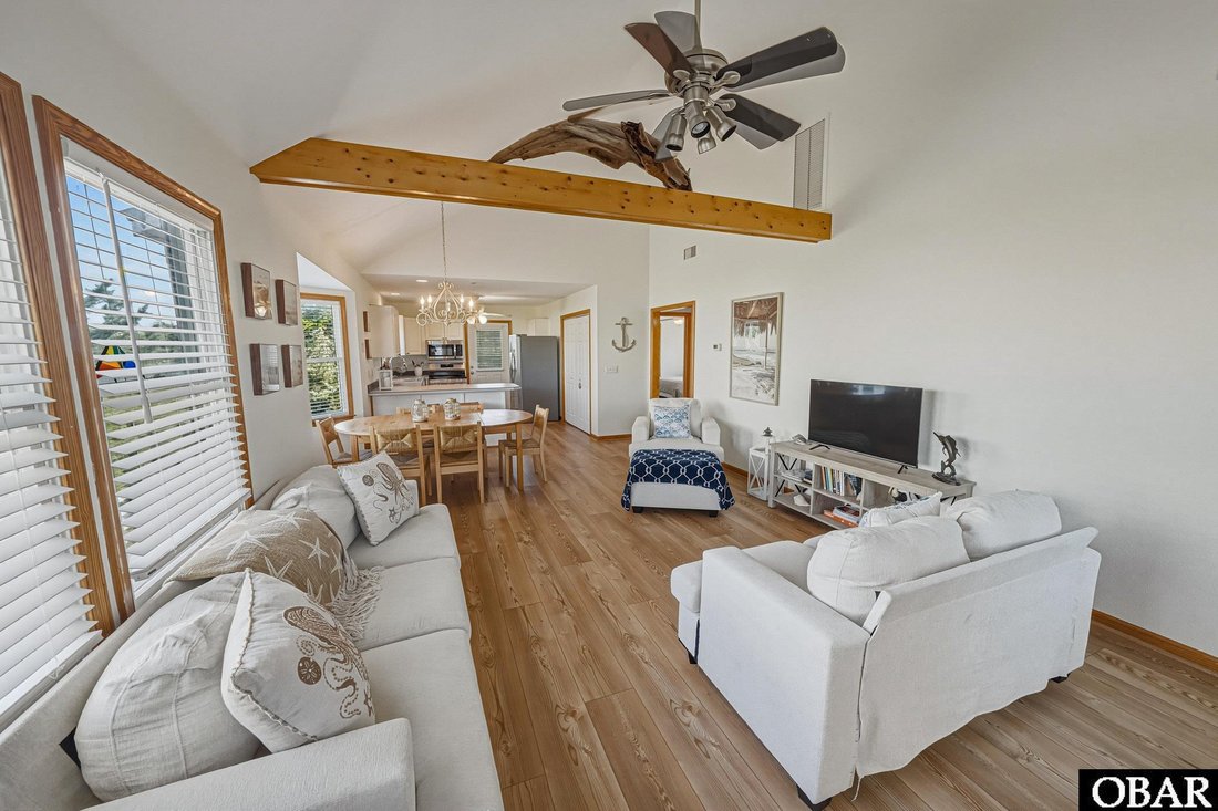 House in Waves, North Carolina, United States 3 - 18378897