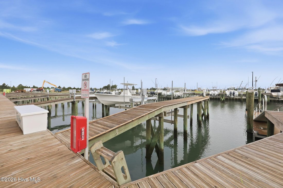 Townhouse in Beaufort, North Carolina, United States 2 - 18264518