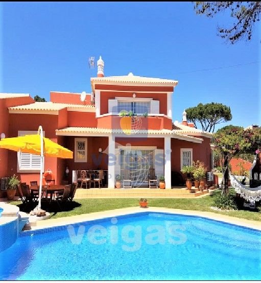 Villa in Vilamoura, Quarteira, Algarve 1 - 18375257