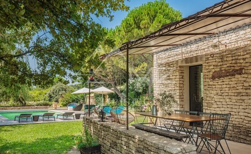 Maison à Gordes, Provence-Alpes-Côte d'Azur, France 1