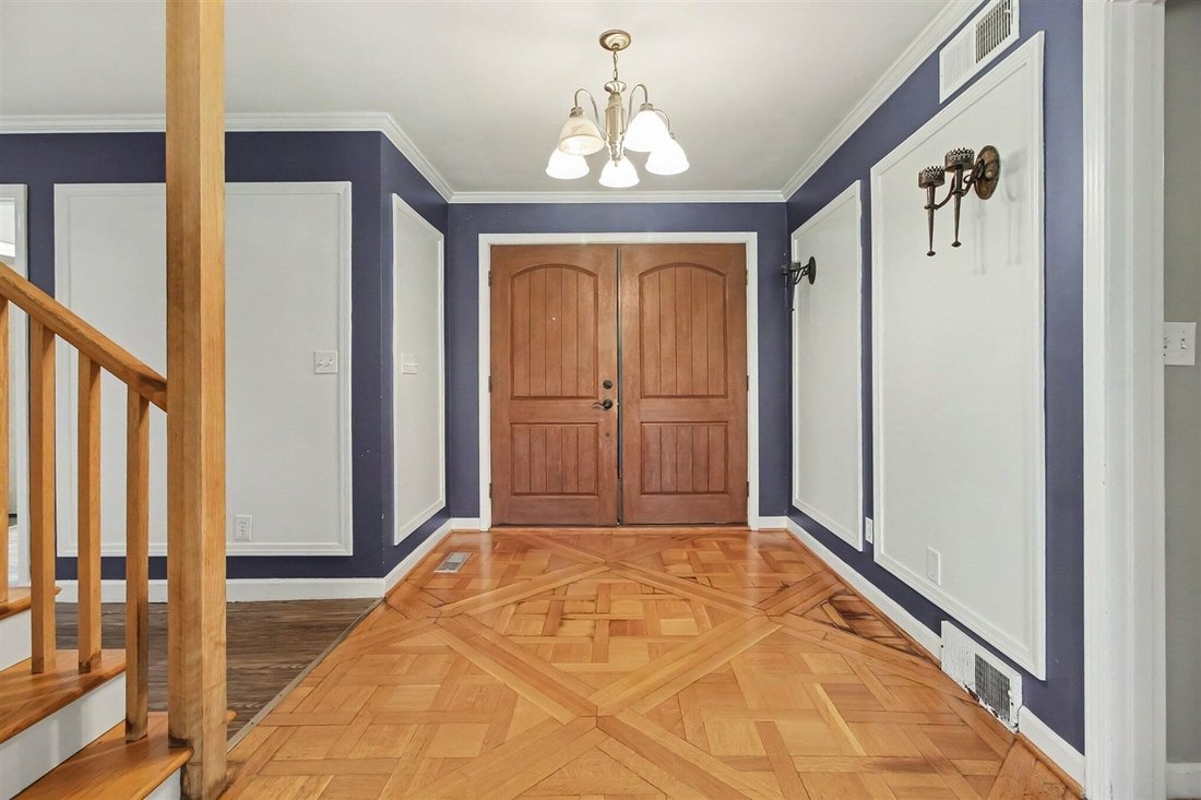 House in Milan, Michigan, United States 3 - 18379042