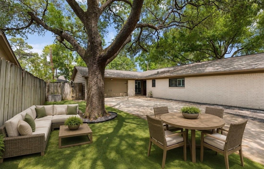House in Houston, Texas, United States 5 - 18379958
