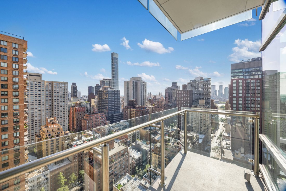 Condo in New York, New York, United States 2 - 18365879