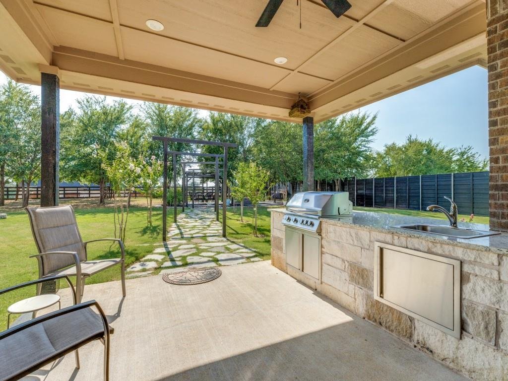 House in Gainesville, Texas, United States 3 - 18255133
