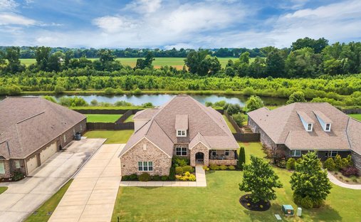 House in Madison, Alabama, United States 1