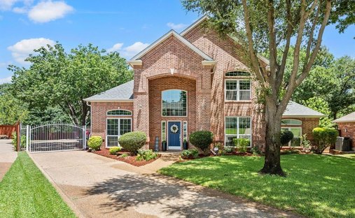 House in Arlington, Texas, United States 1