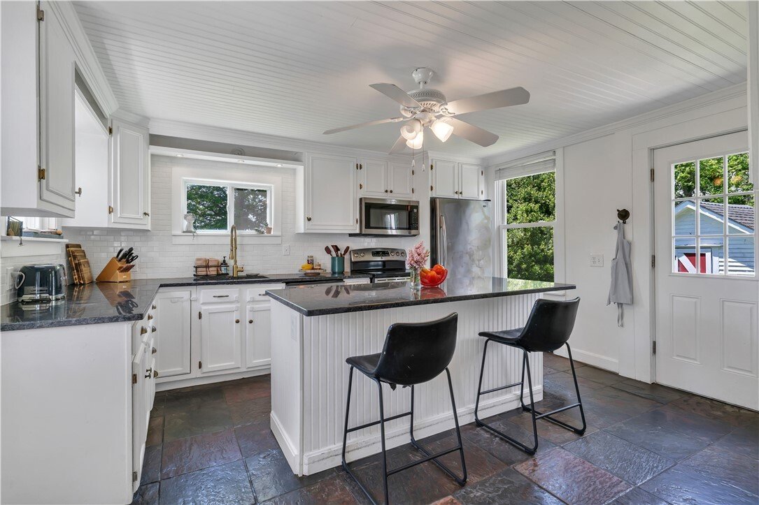House in Portsmouth, Rhode Island, United States 5 - 18372690