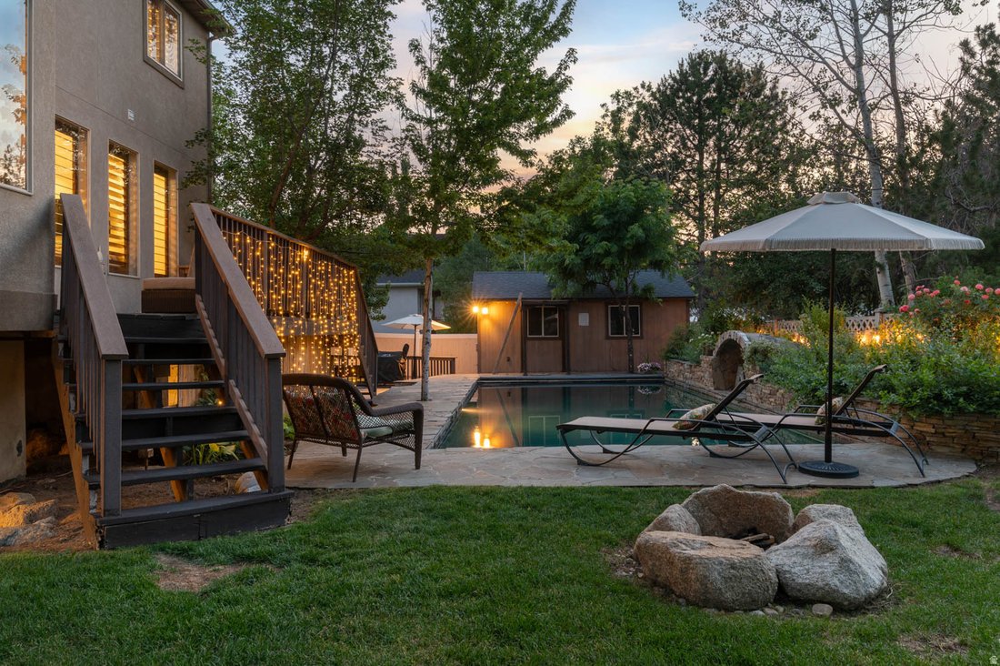 House in Sandy, Utah, United States 3 - 18378394