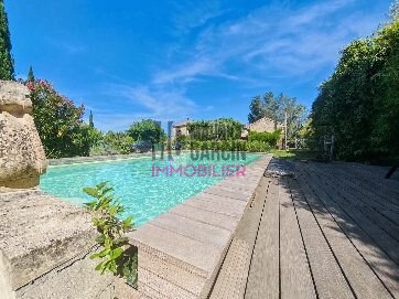 Country House in Althen-des-Paluds, Provence-Alpes-Côte d'Azur, France 2 - 18385785