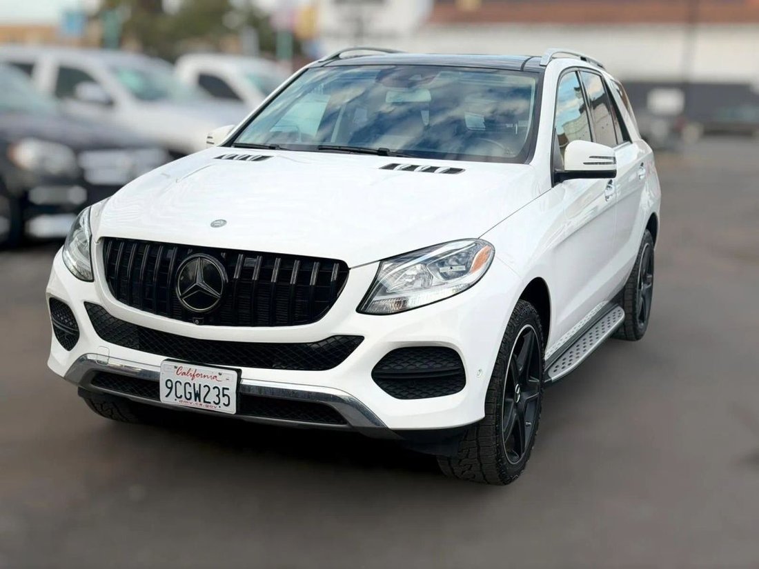 Suv in San Diego, CA, United States 1 - 18383887