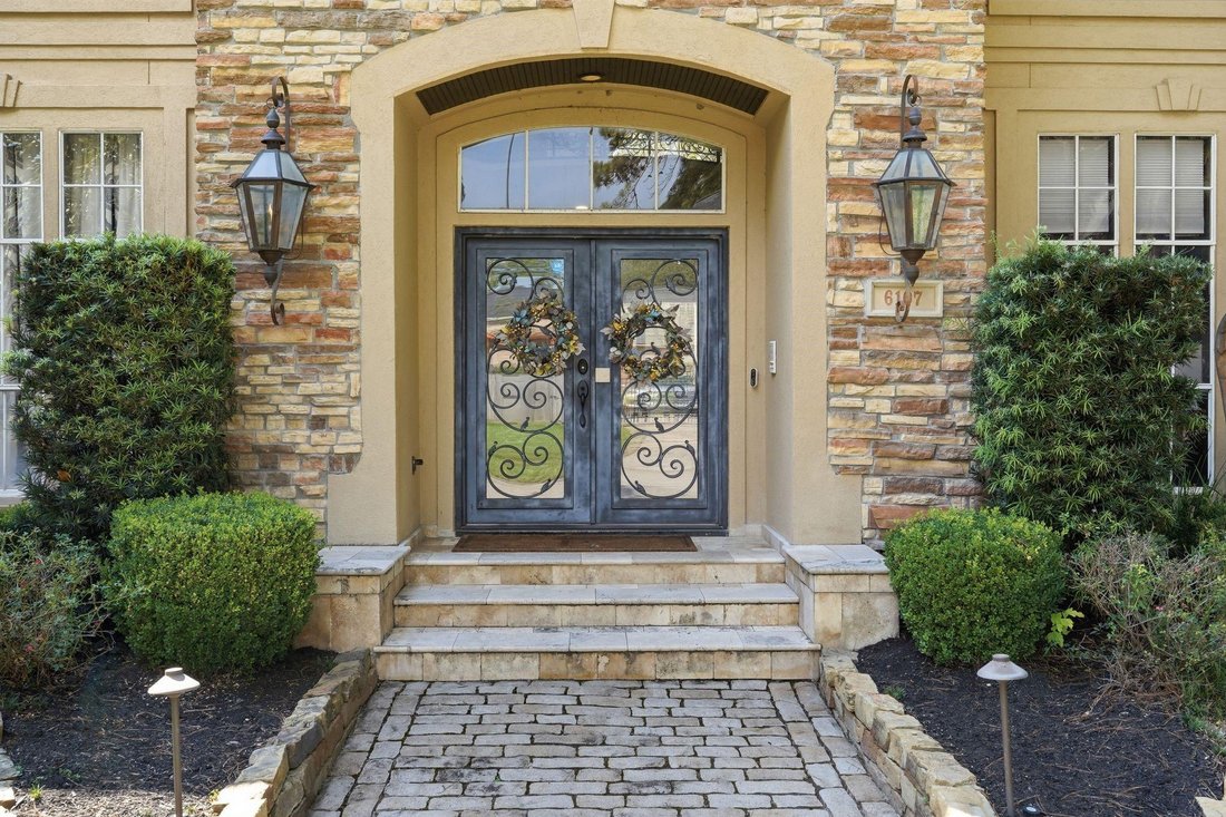 House in Houston, Texas, United States 4 - 18379804