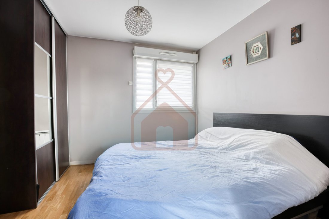 Apartment in Villejuif, Ile-de-France, France 5 - 18385166
