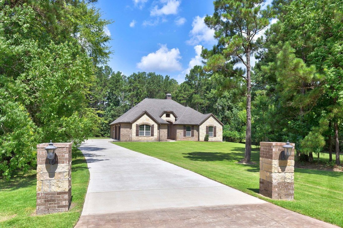 House in Montgomery, Texas, United States 1 - 18374591