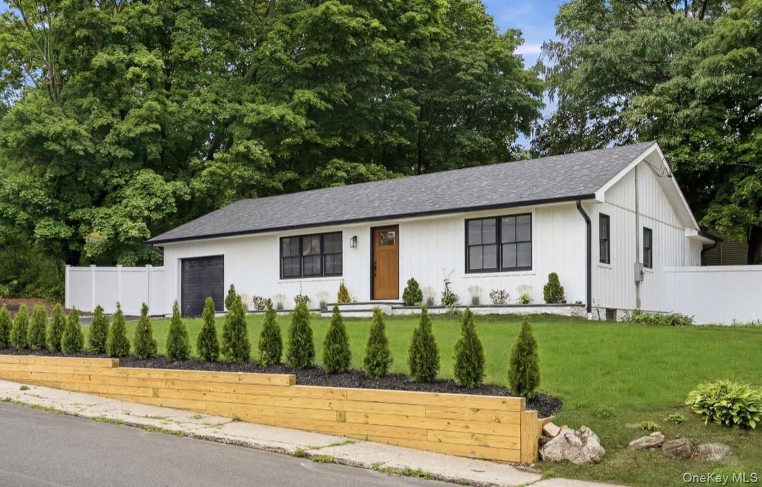House in Halesite, New York, United States 1 - 18116295