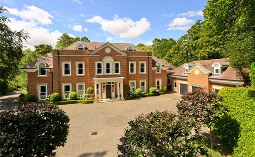 Casa a Brooklands, Elmbridge, Inghilterra 1