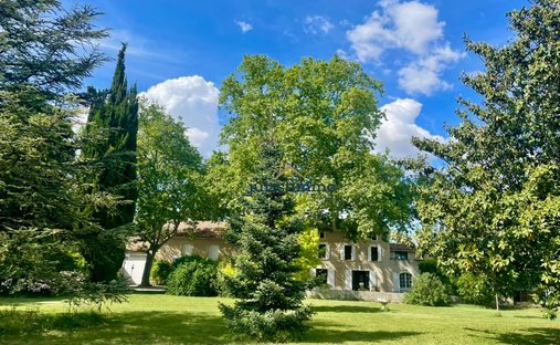 Castello a Camaret-sur-Aigues, Provenza-Alpi-Costa Azzurra, Francia 1