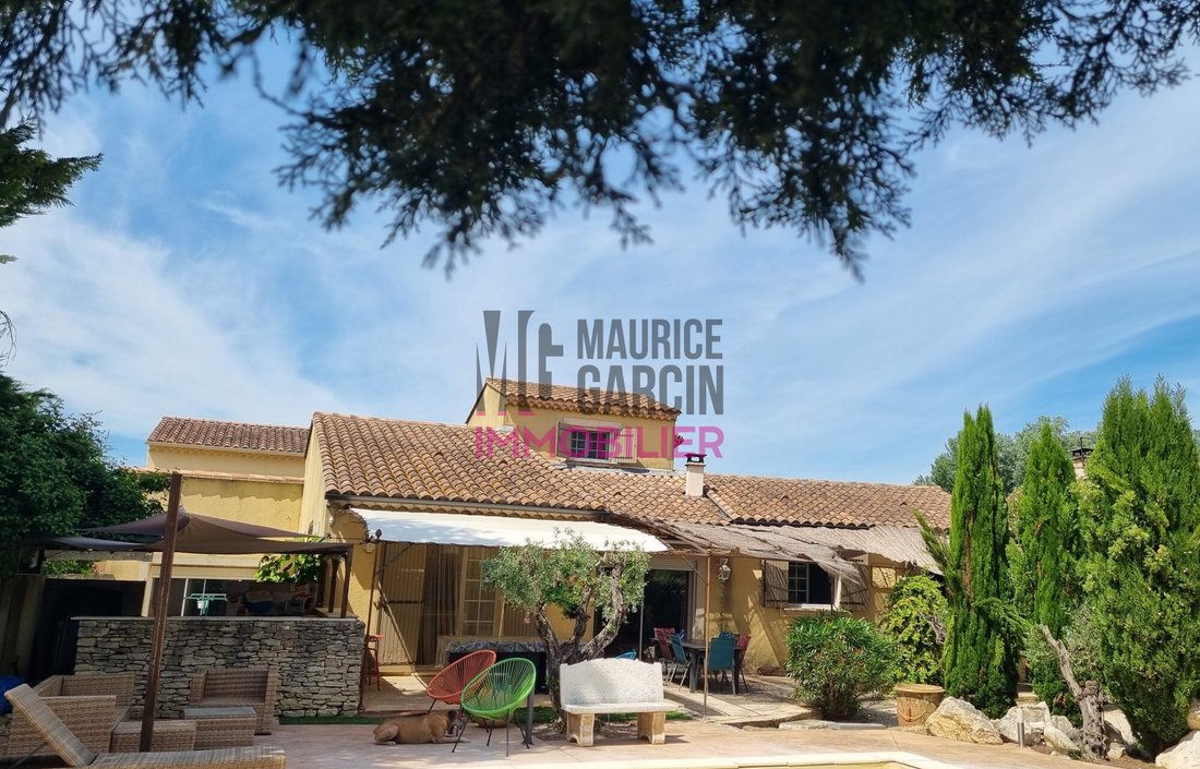 House in Ouest, Entraigues-sur-la-Sorgue, France 1 - 18385790