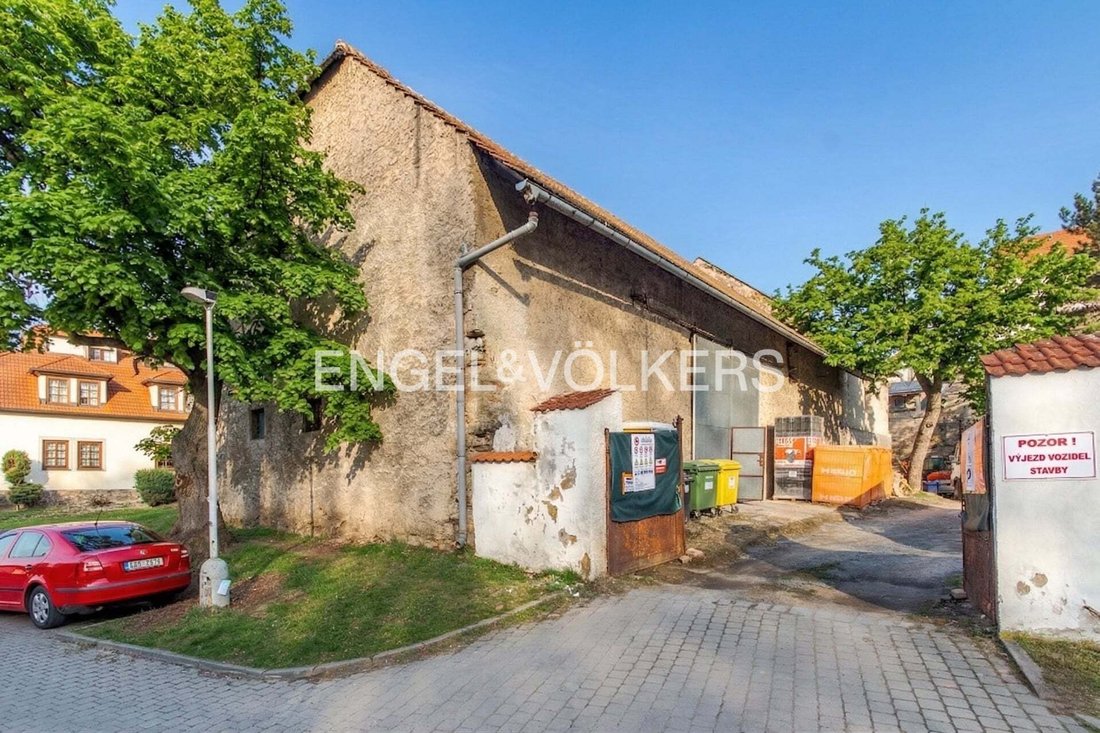 Land in Prague 20, Prague, Czechia 2 - 18374280