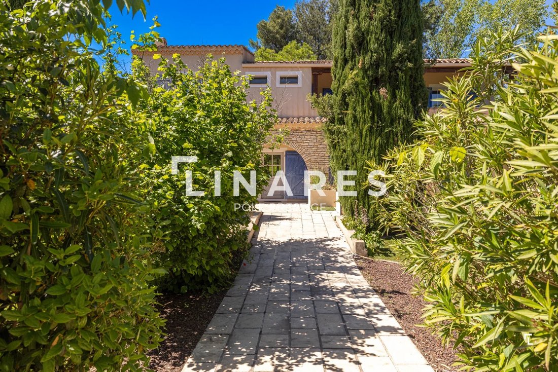 House in Bouc-Bel-Air, Provence-Alpes-Côte d'Azur, France 3 - 18372759