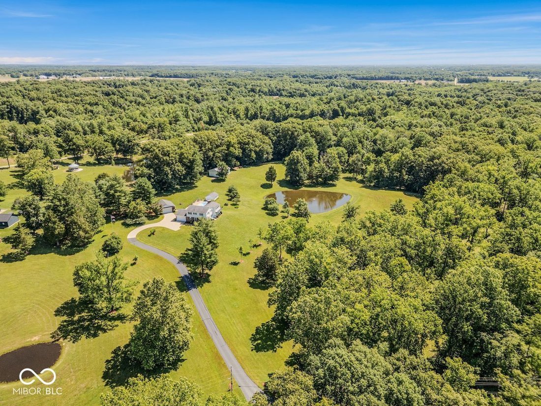 House in Columbus, Indiana, United States 1 - 18374304