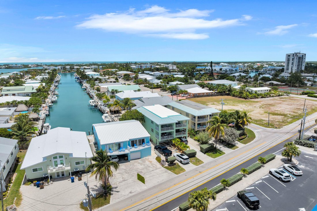 House in Key Colony Beach, Florida, United States 3 - 18377517