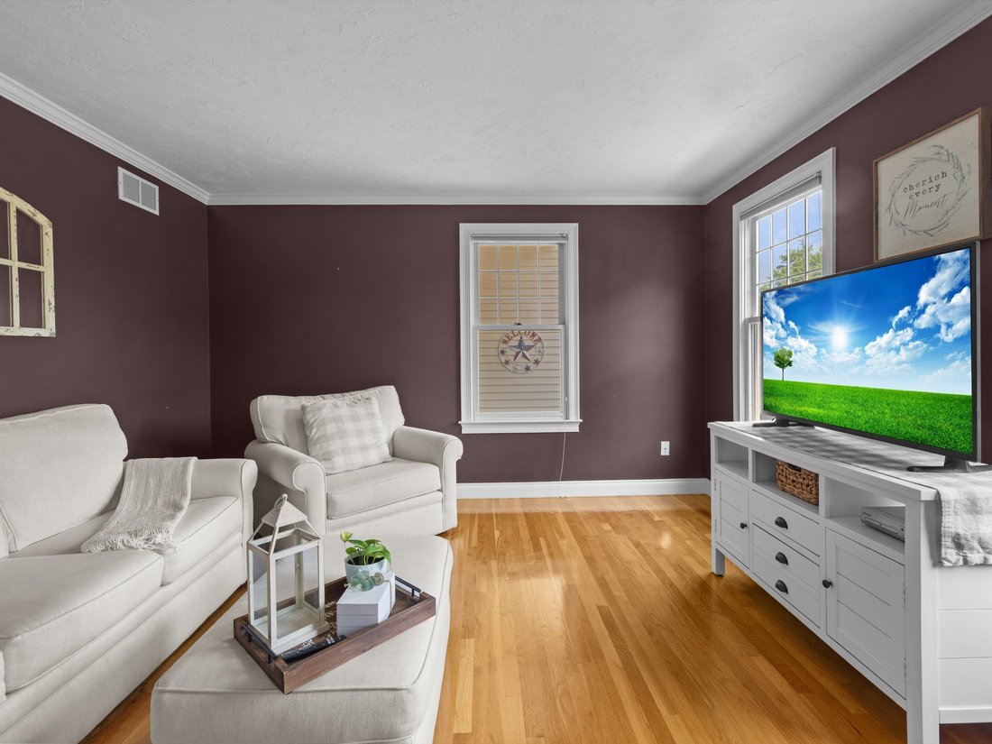 House in Westborough, Massachusetts, United States 4 - 18374825