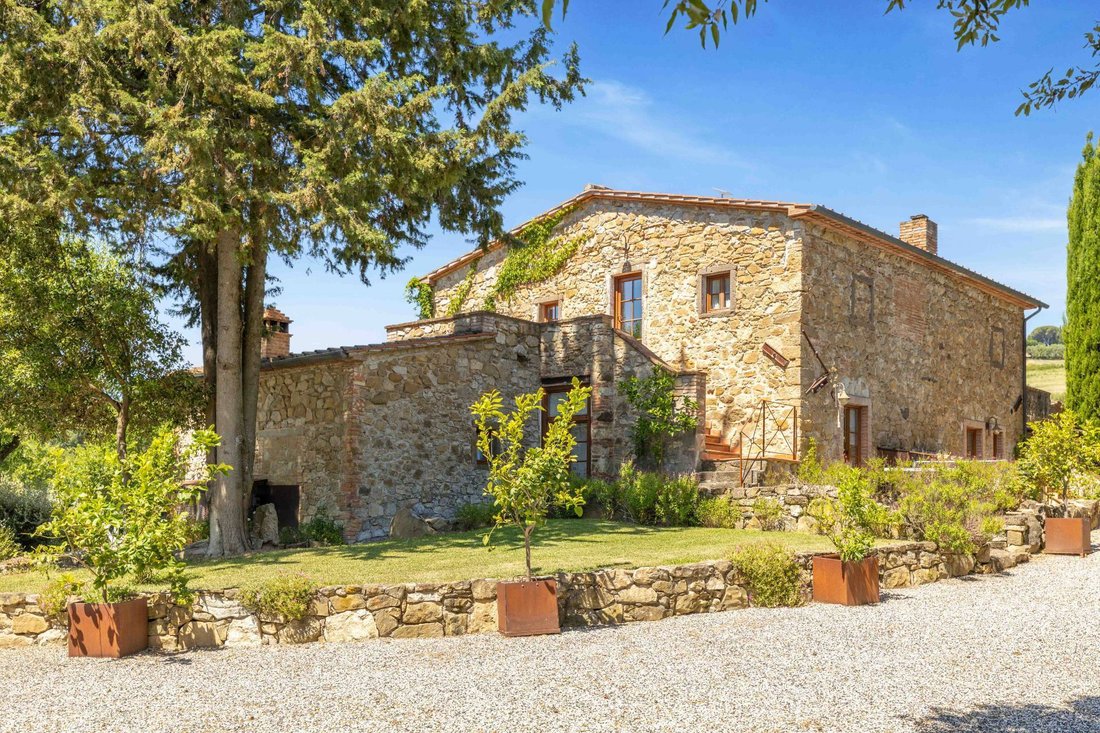 Villa à Volterra, Toscane, Italie 3 - 18384393
