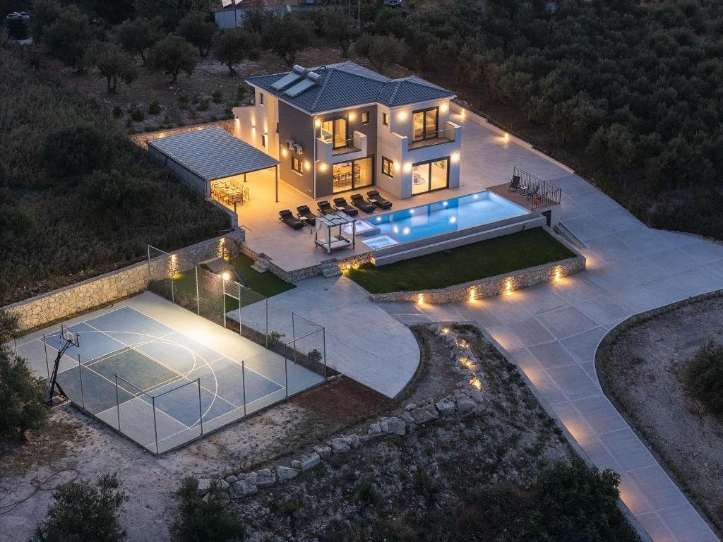 Villa in Crete, Greece 1 - 18382847