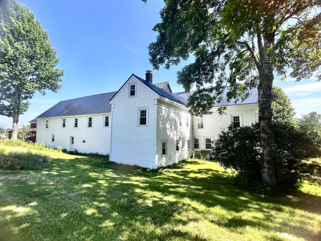House in Aurora, Maine, United States 4 - 18384721