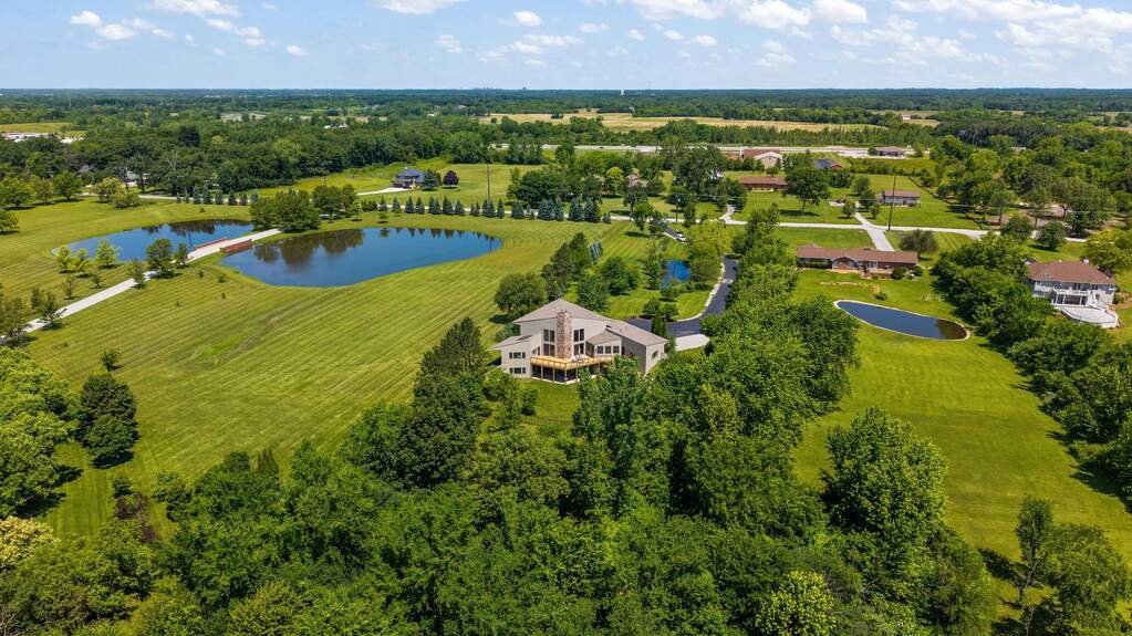 House in Crown Point, Indiana, United States 5 - 18385387