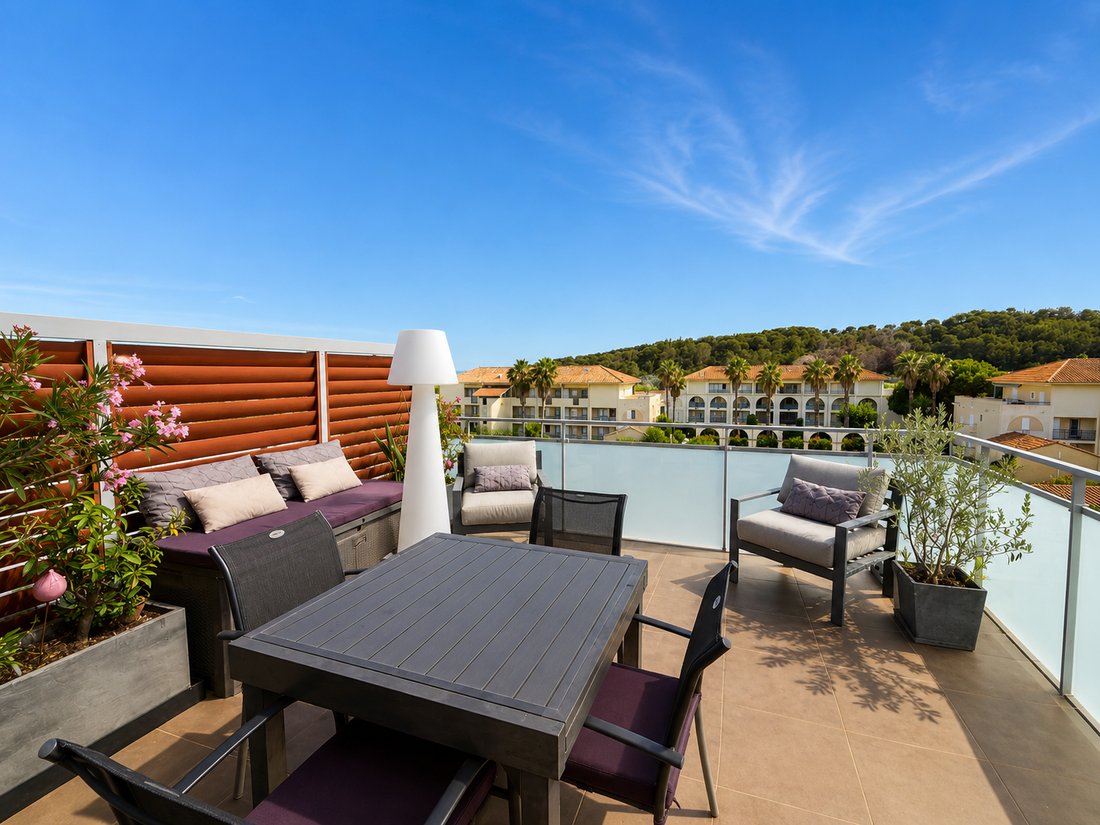 Apartamento en Le Lavandou, Provenza-Alpes-Costa Azul, Francia 1 - 18379534