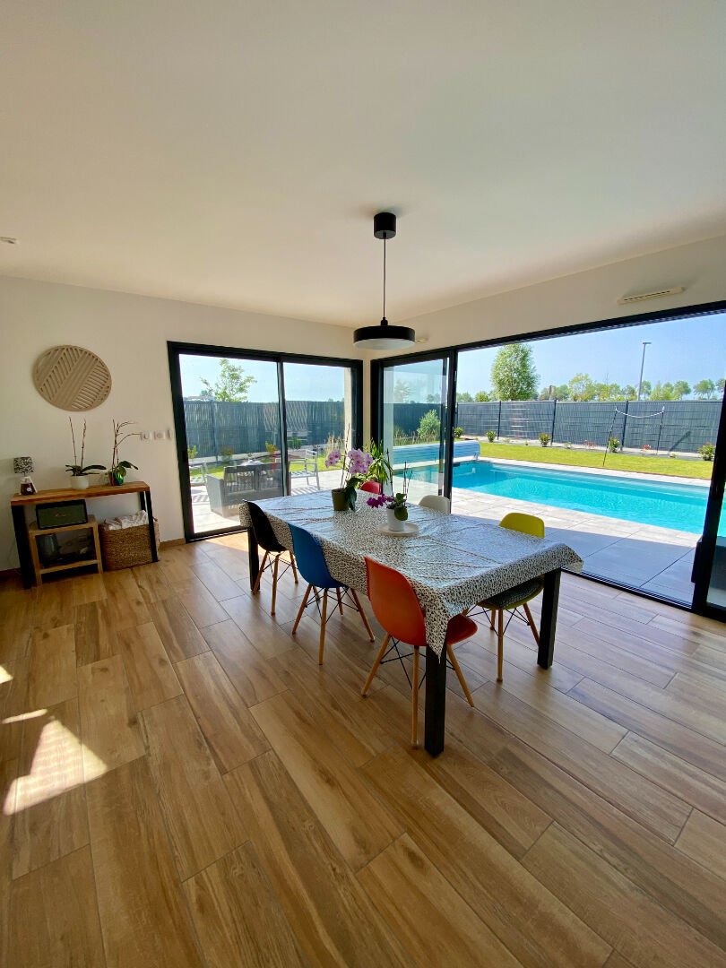 Villa in Courseulles-sur-Mer, Normandy, France 3 - 18017422