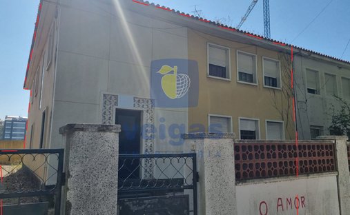 Villa in Benfica, Lisbon, Portugal 1