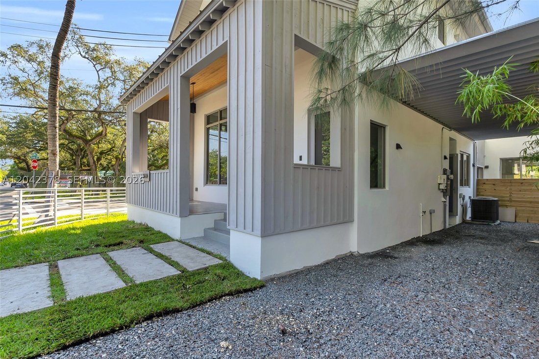 House in Miami, Florida, United States 5 - 18378753