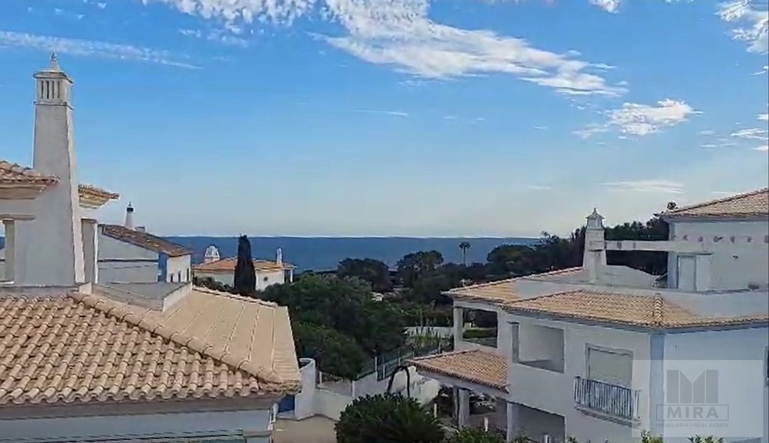 Villa in Olhos de Agua, Algarve, Portugal 1 - 18375860