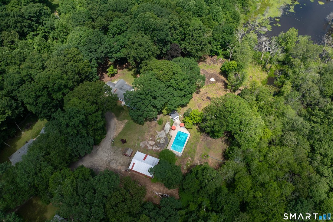 House in Clinton, Connecticut, United States 2 - 18217163