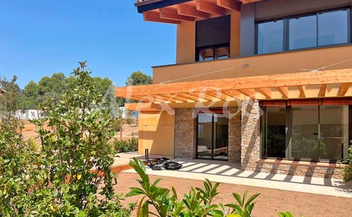 House in Regent, Catalonia, Spain 1