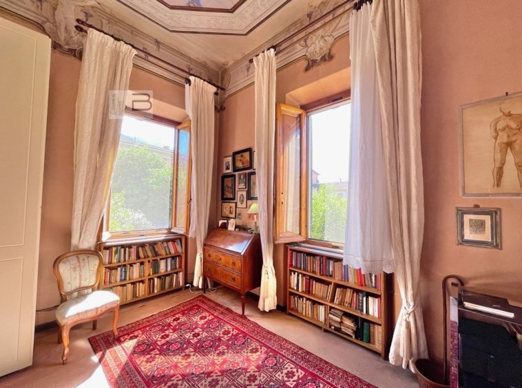 Villa in Camaiore, Tuscany, Italy 2 - 18372762
