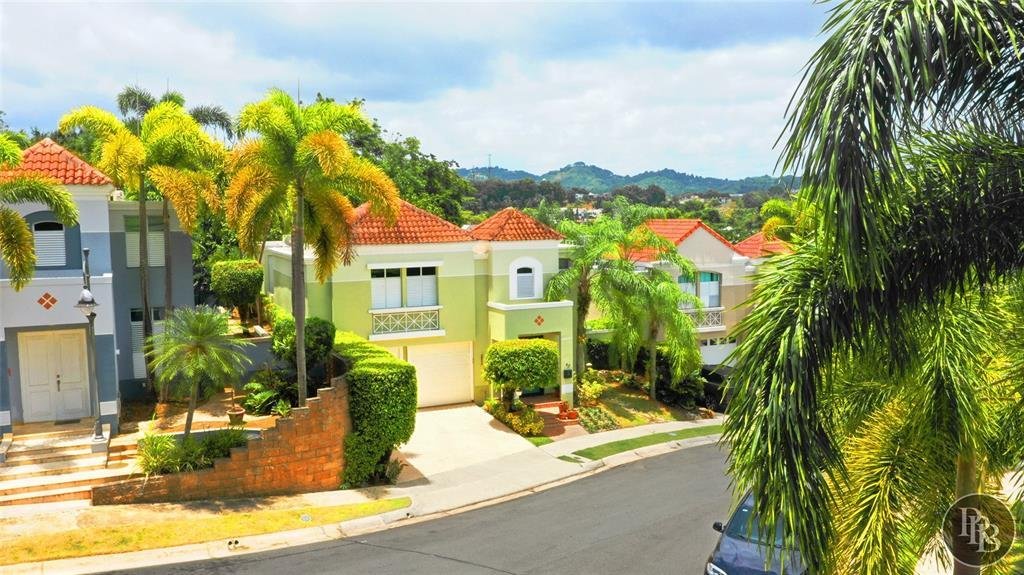 House in San Juan, PR, United States 2 - 18374888