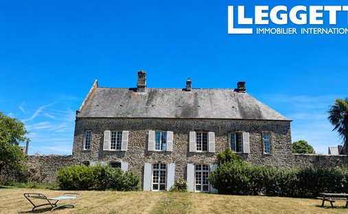 House in Fontenay-sur-Mer, Normandy, France 1